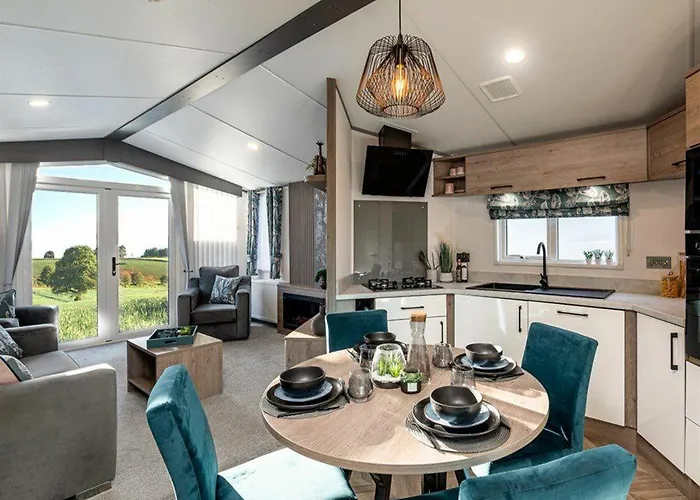 Jackson - Primrose Malton